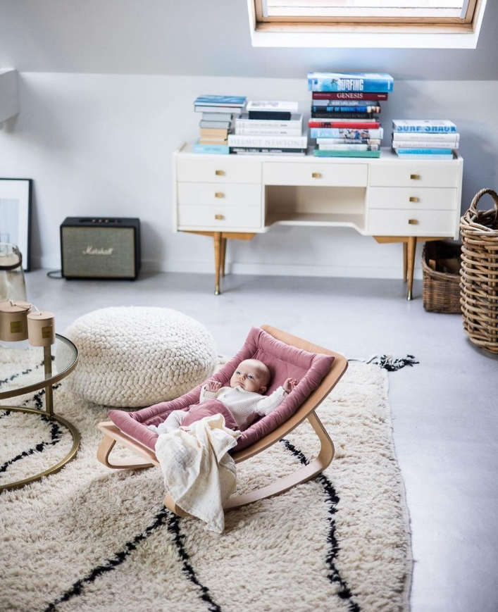 Charlie Crane ベビーバウンサー|Babywippe LEVO Walnut|Bois Rose