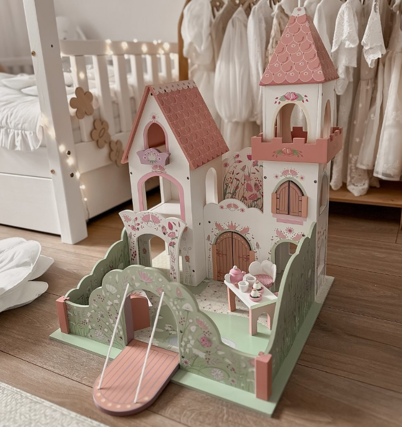 Le Toy Van  木製フェアリーベル・パレス セット"Fairybelle Palast"｜家具付きドールハウス