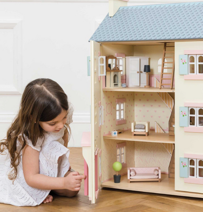 Le Toy Van  木製ベットルームセット｜家具セット｜ドールハウス｜おままごと