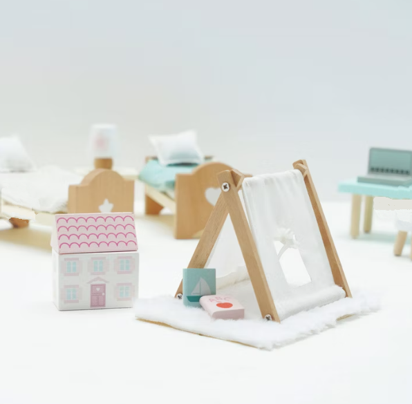 Le Toy Van  木製キッズルームセット｜家具セット｜ドールハウス｜おままごと