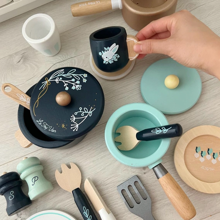 Le Toy Van 木製クッキングセット|おままごと – ay&y.lieb Le Toy Van 木製クッキングセット|おままごと – ay&y.lieb