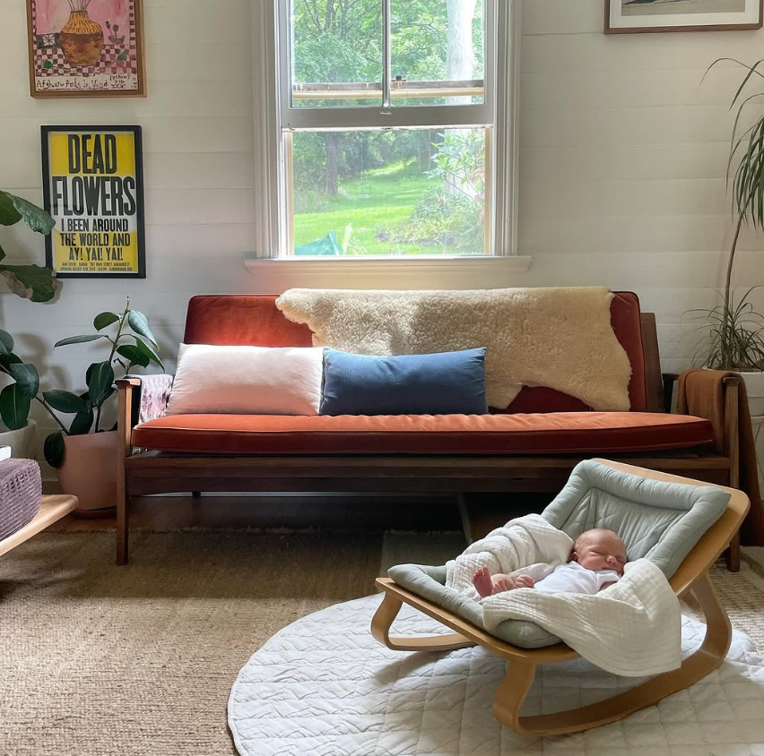Charlie Crane ベビーバウンサー｜Babywippe LEVO Walnut｜Farrow