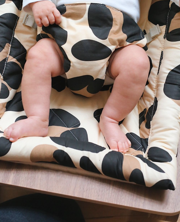 Charlie Crane ベビーバウンサー｜Babywippe LEVO Walnut｜ Leopard