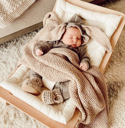 Charlie Crane ベビーバウンサー｜Babywippe LEVO Beech｜Organic Milk