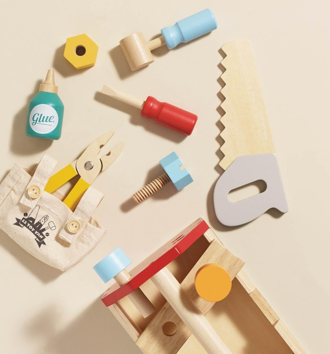 Le Toy Van  木製ツールボックス 11ピース｜工具セット｜おままごと