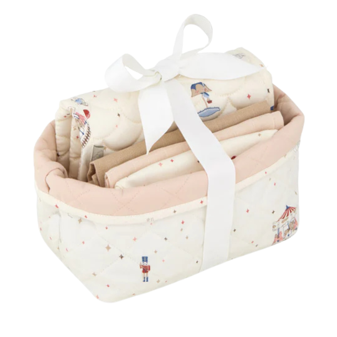 CamCam Copenhagen　ベビーケアギフト4点セット Carousel｜オーガニックコットン 出産祝いギフト