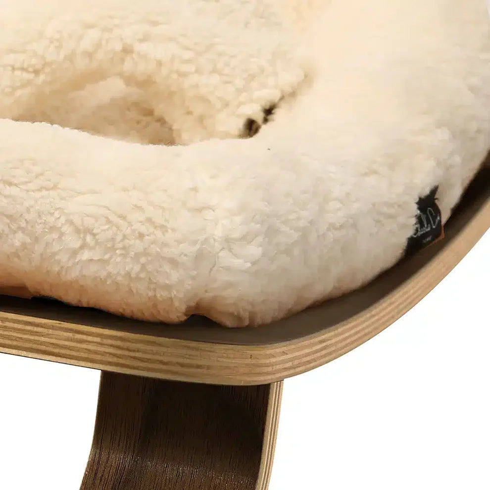 Charlie Crane ベビーバウンサー｜Babywippe LEVO Walnut｜Fur Milk