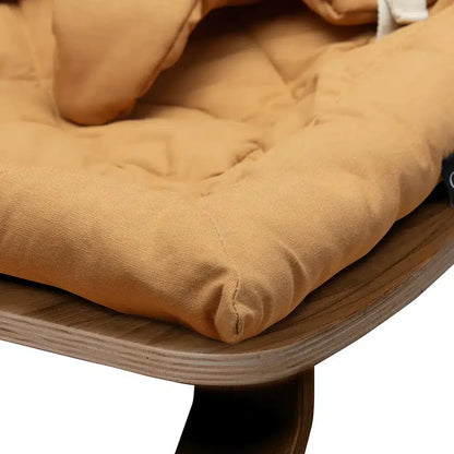 Charlie Crane ベビーバウンサー｜Babywippe LEVO Walnut｜Camel